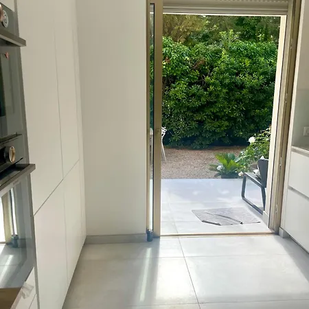Bel Cap D Avec Terrasses Et Jardins Apartamento Antibes